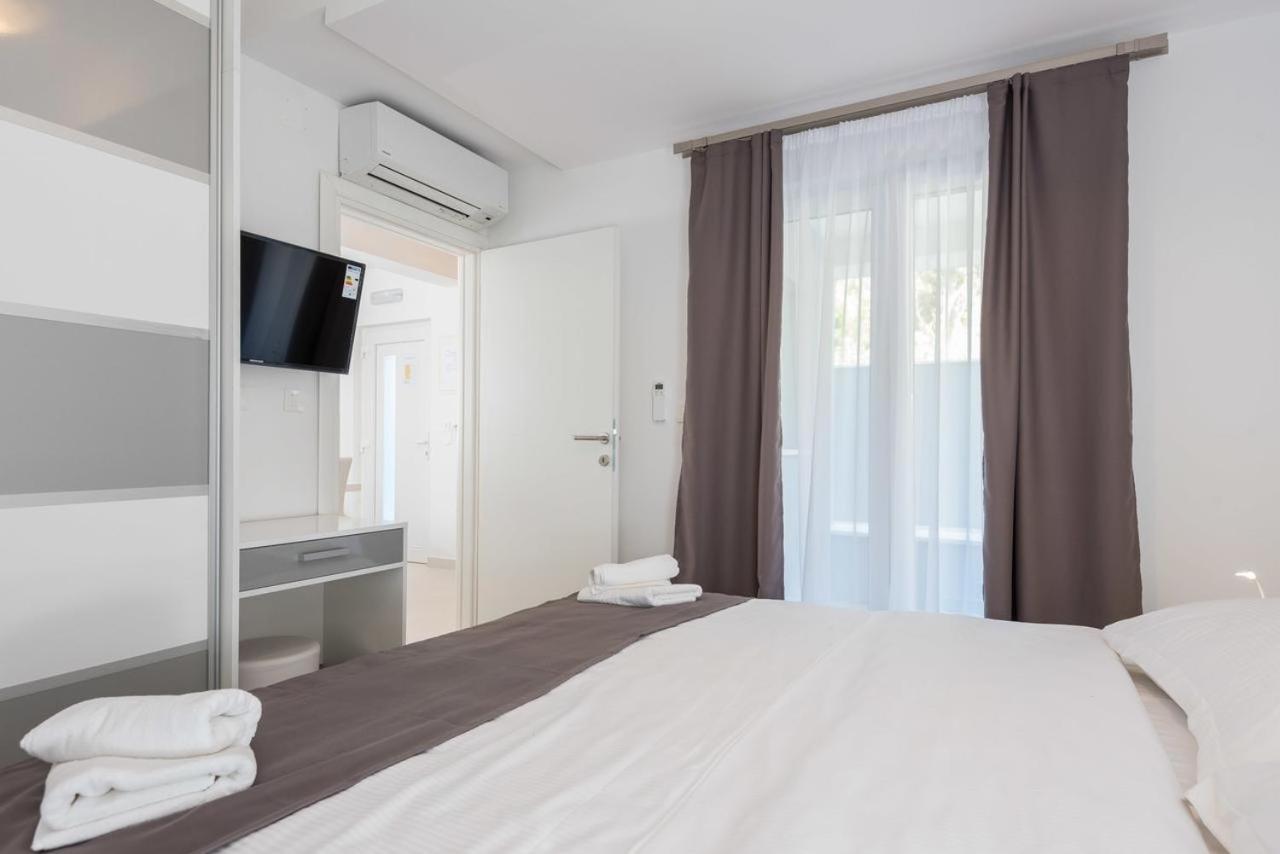 Apartments Poseidon Sreser Extérieur photo